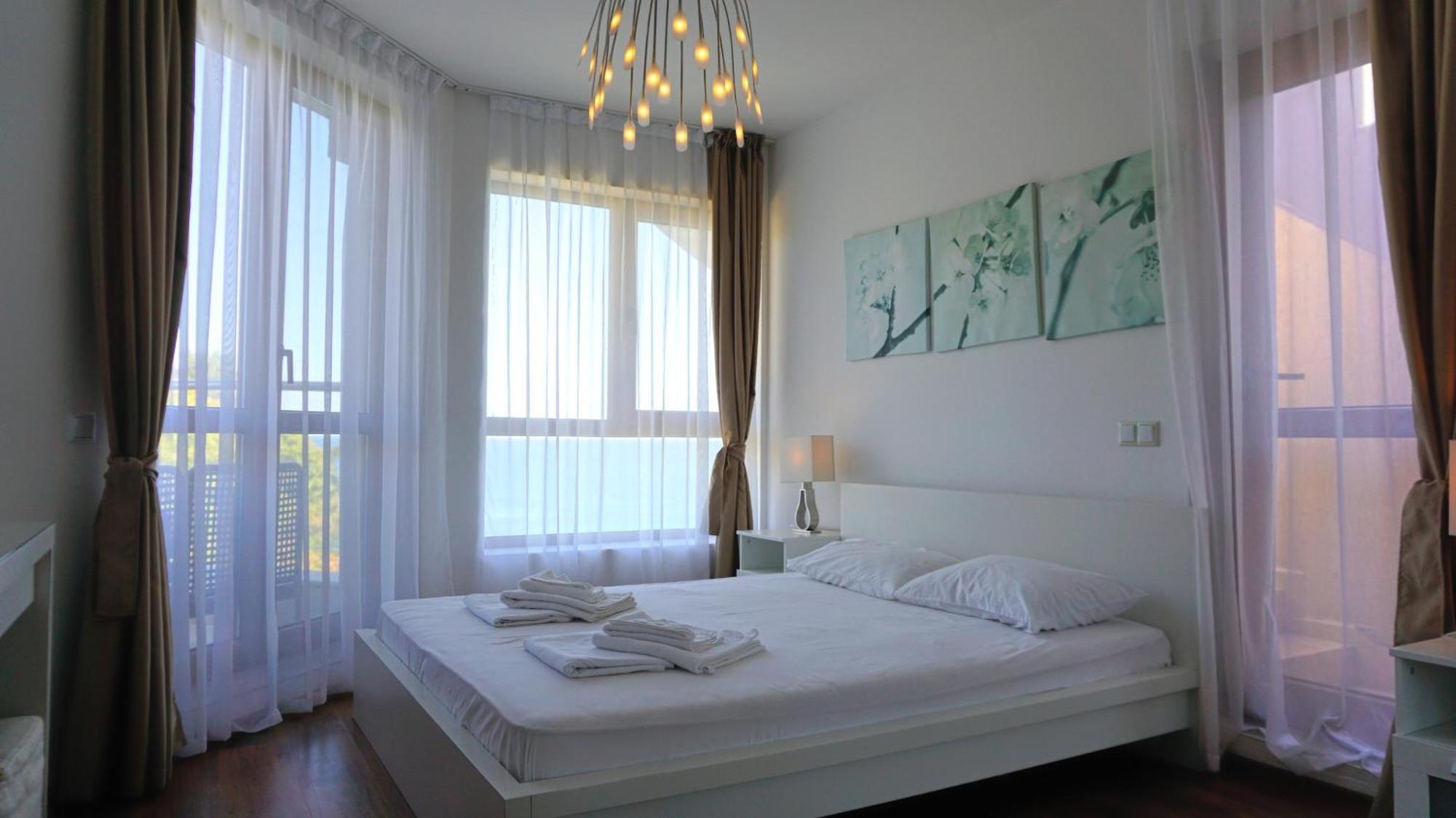 Апартаменти Бяла Клиф На Плажа - Apartments Byala Cliff First Line Exterior photo