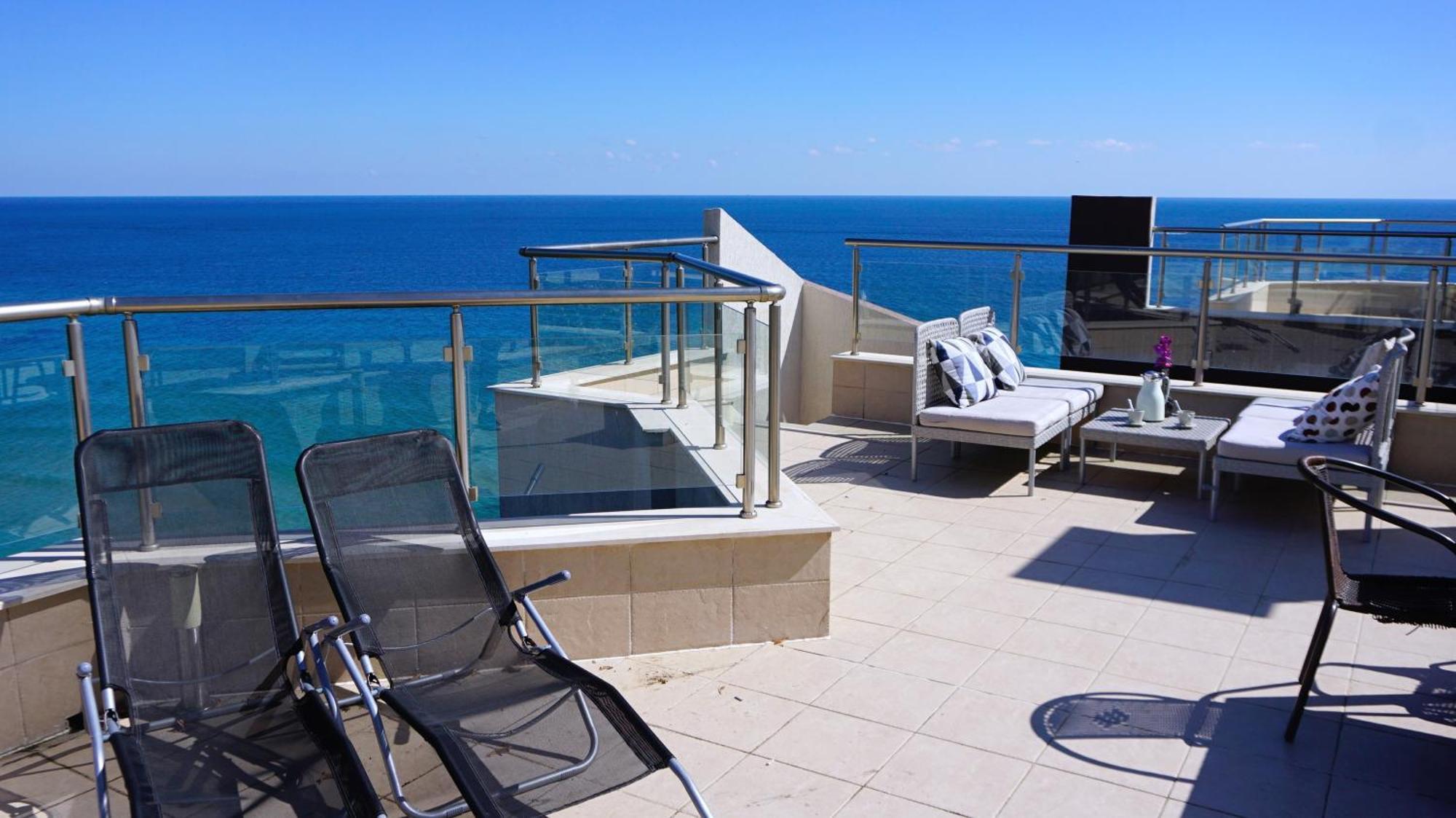 Апартаменти Бяла Клиф На Плажа - Apartments Byala Cliff First Line Exterior photo