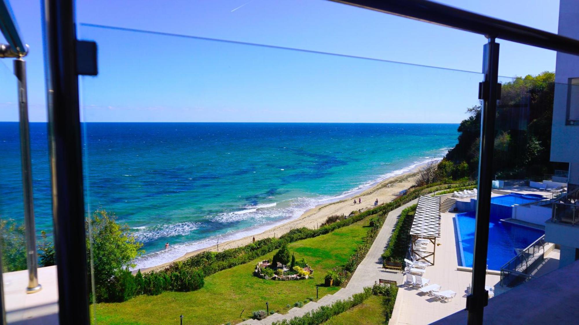 Апартаменти Бяла Клиф На Плажа - Apartments Byala Cliff First Line Exterior photo
